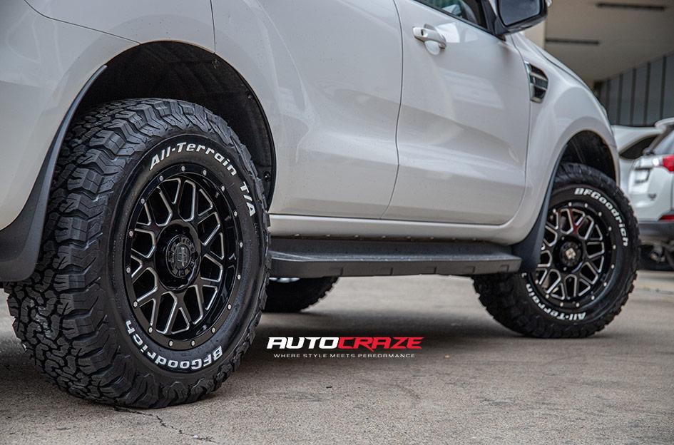 FORD EVEREST VEGAS GLOSS BLACK MILLED 