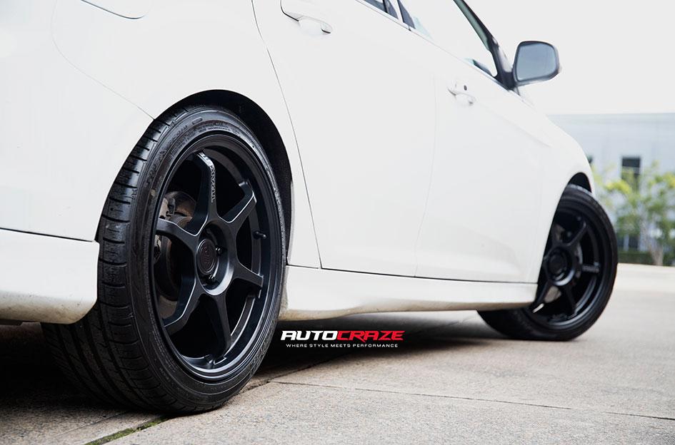FORD FOCUS  5 STUD  MR145 TRAKLITE SATIN BLACK