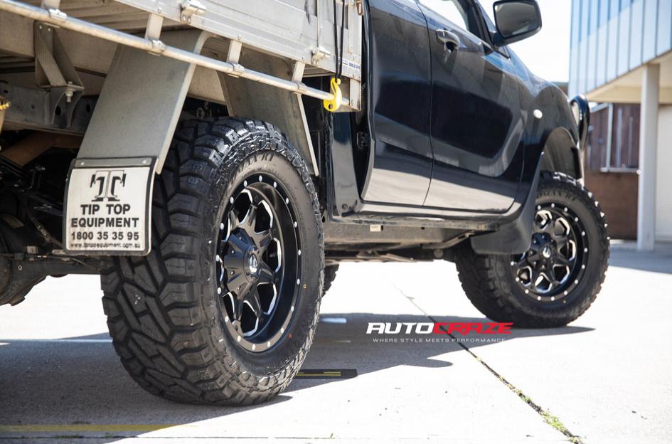 MAZDA BT 50 BOOST GLOSS BLACK MILLED ACCENTS