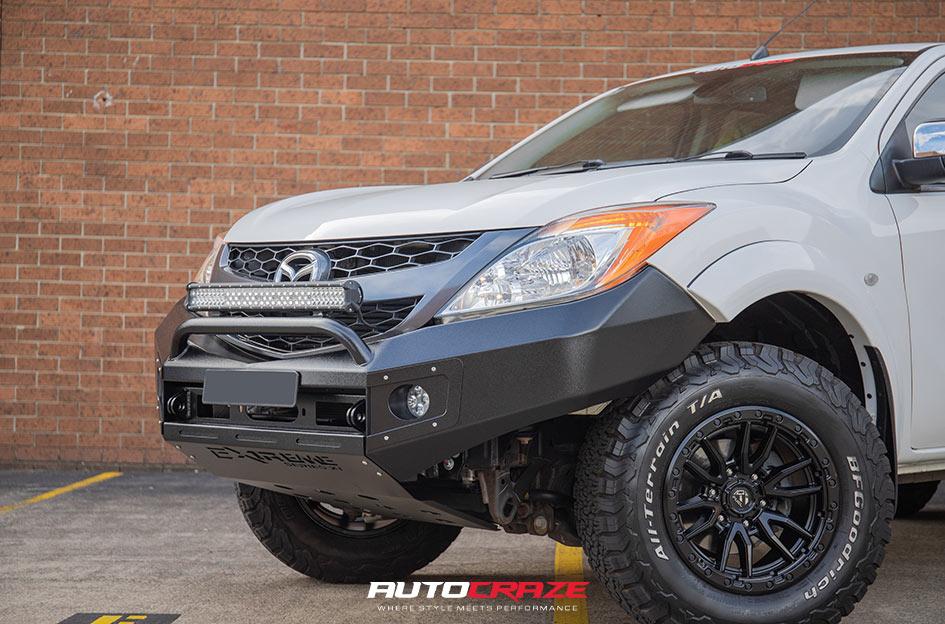 MAZDA BT 50 REPLAY GLOSS BLACK MACHINED DARK TINT