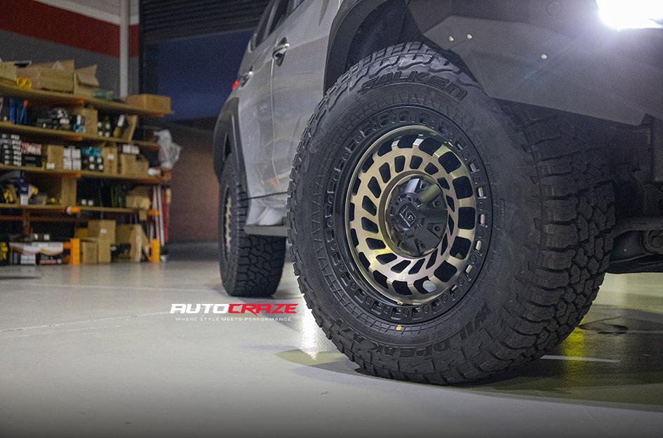 MITSUBISHI PAJERO SPORT ZOMBIE SATIN BLACK MACHINED BRONZE TINT