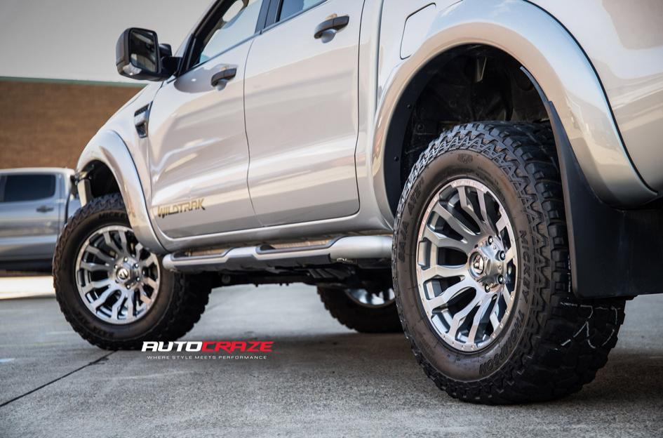 FORD RANGER BLITZ PLATINUM BRUSHED GUN METAL TINTED CLEAR