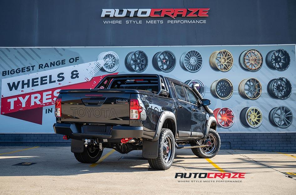 TOYOTA HILUX 4WD DEMODOG XD SATIN BLACK GREY TINTED CLEAR COAT