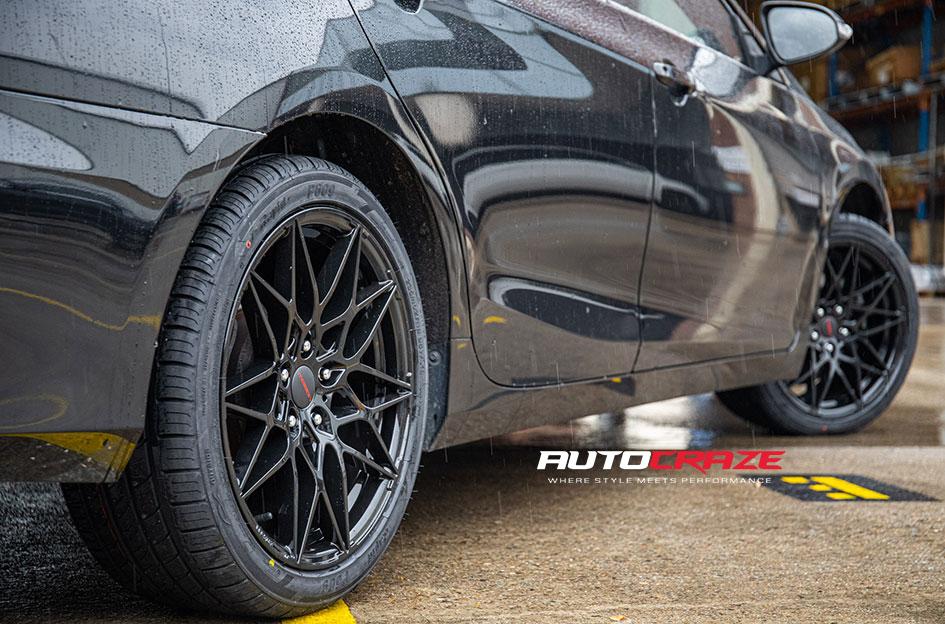 TOYOTA-CAMRY-ZR1-GLOSS-BLACK