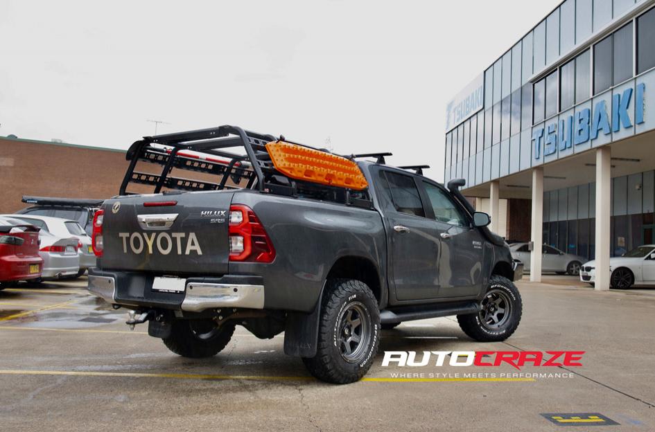 TOYOTA HILUX N80 4WD SHOK ANTHRACITE 