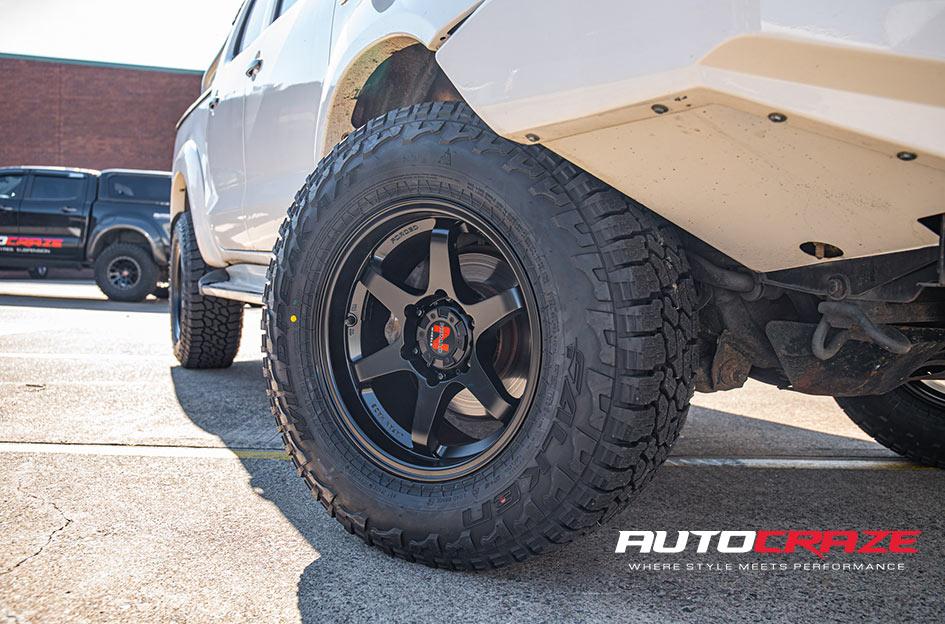 TOYOTA HILUX N70 4WD PROSECUTOR MATTE BLACK
