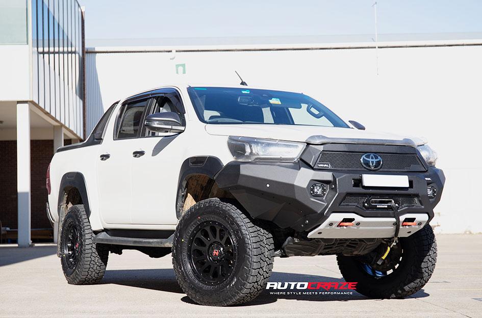 TOYOTA HILUX N80 4WD VICTIM MATTE BLACK