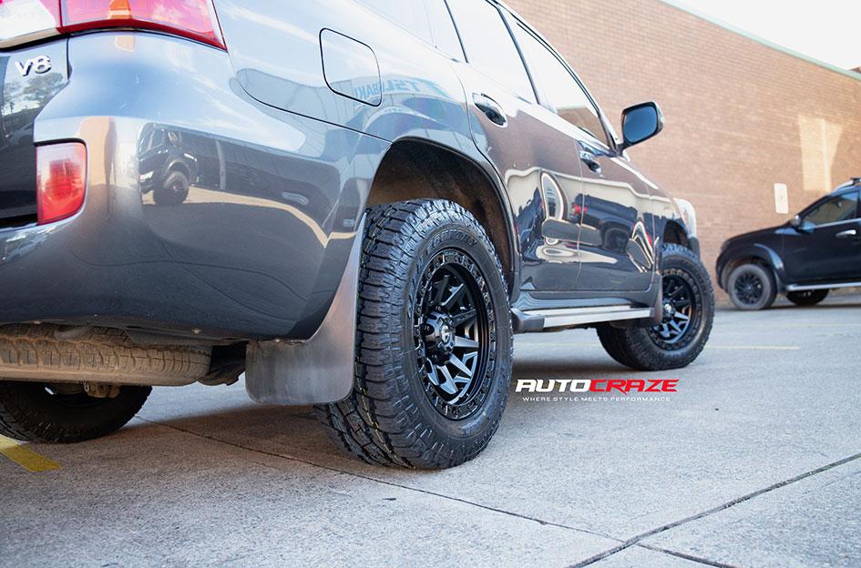 TOYOTA LANDCRUISER COVERT MATTE BLACK
