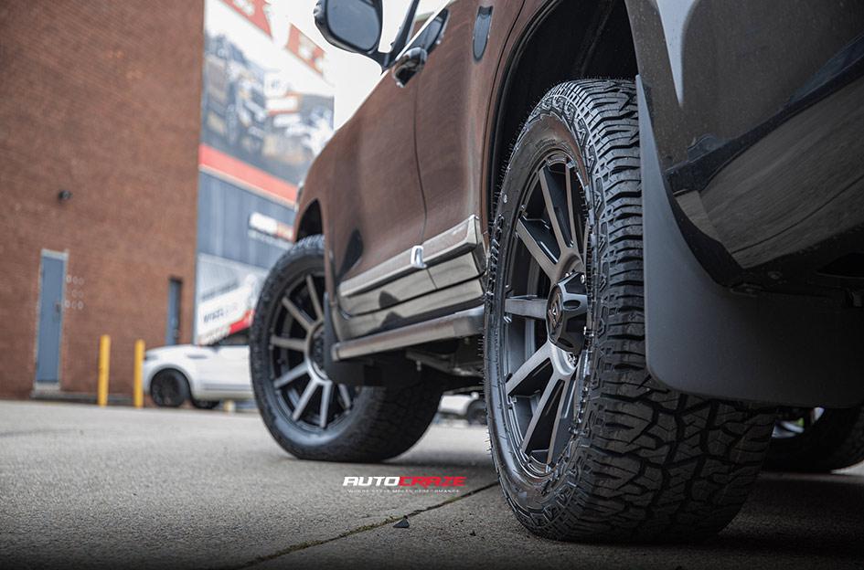 TOYOTA LANDCRUISER OUTBREAK SATIN BLACK GREY TINT