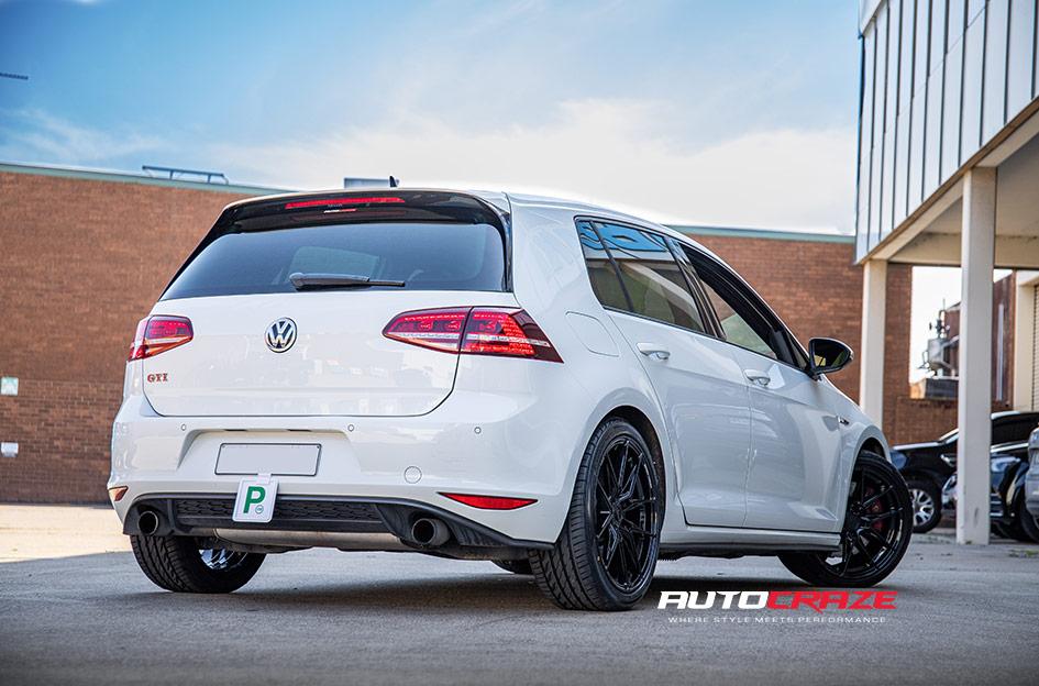 VOLKSWAGEN-GOLF-TOXIN-GLOSS-BLACK