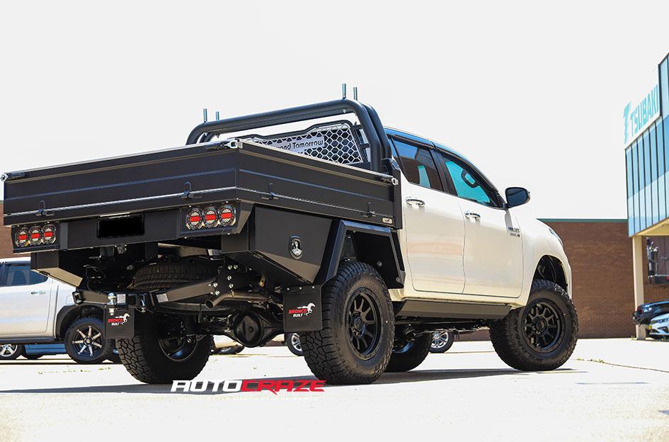 TOYOTA HILUX N80 4WD RG3 SATIN BLACK