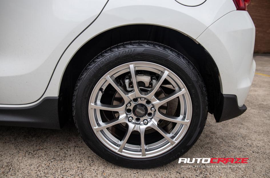 SUZUKI SWIFT CHALLENGE GUN METALLIC MATTE