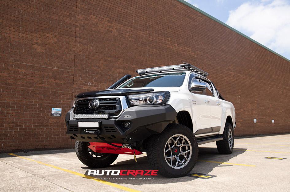 TOYOTA HILUX 4WD SABBATH HYPERBLACK