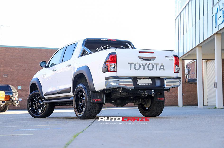 TOYOTA HILUX N80 4WD BUCK 25 XD GLOSS BLACK MILLED ACCENTS