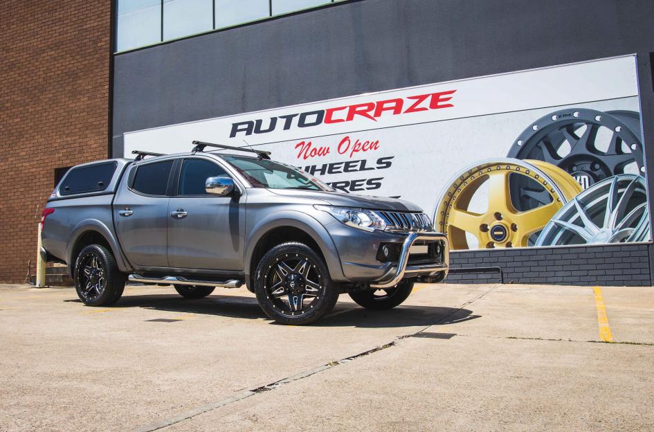 MITSUBISHI TRITON FULL BLOWN GLOSS BLACK MILLED ACCENTS