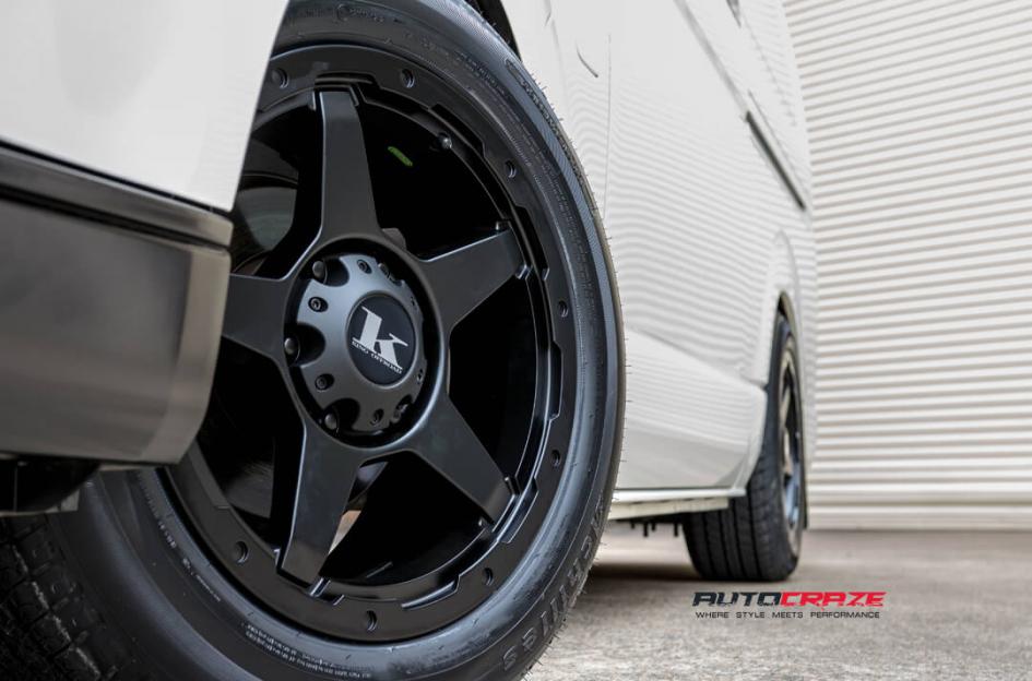 TOYOTA-HIACE-LEECH-SATIN-BLACK