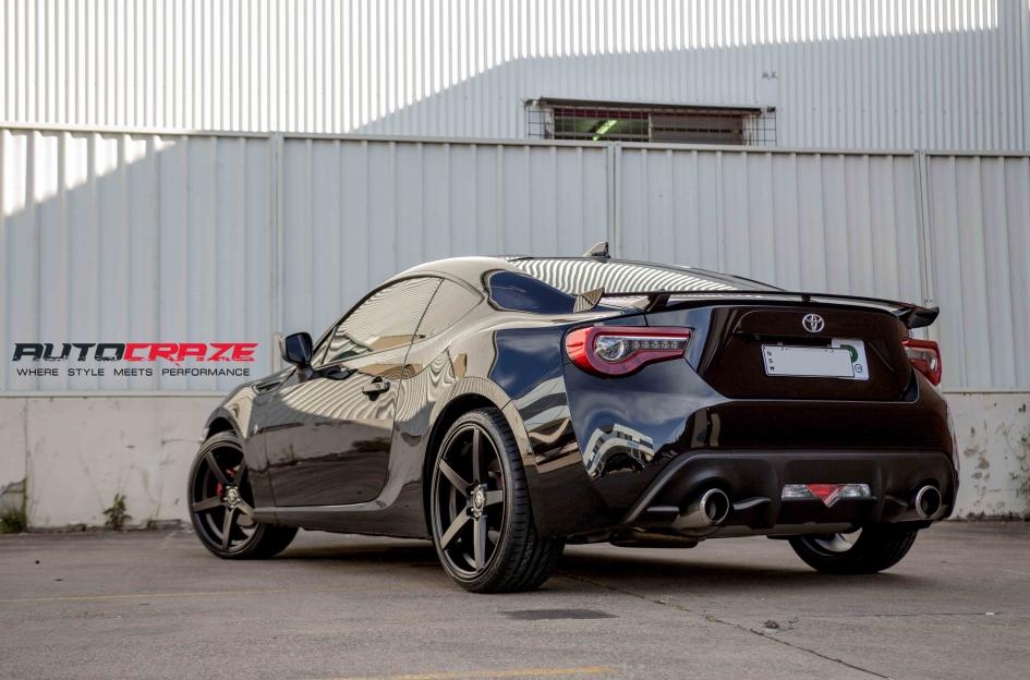 TOYOTA 86 RACER MATTE BLACK 4