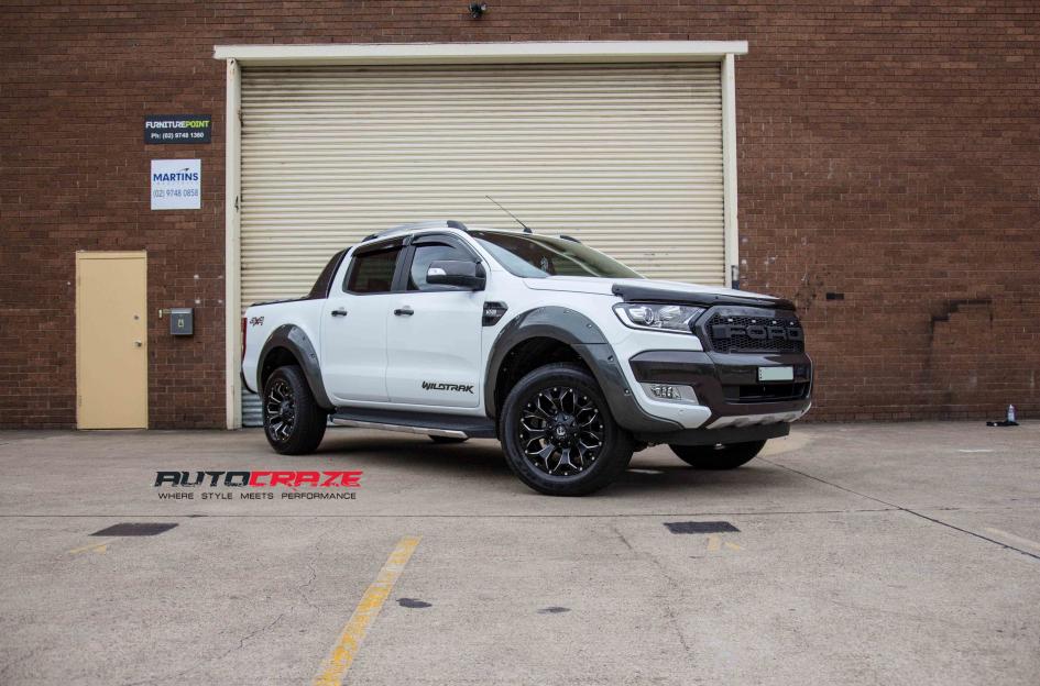 FORD RANGER ASSAULT GLOSS BLACK MILLED ACCENTS