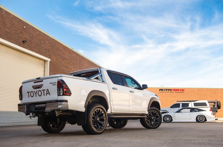 TOYOTA HILUX N80 4WD ASSAULT GLOSS BLACK MILLED ACCENTS