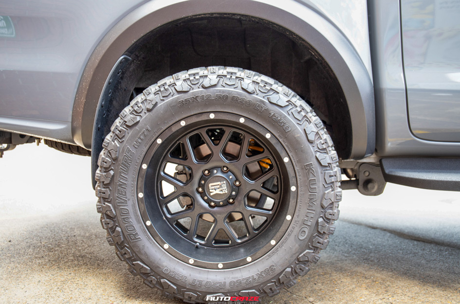FORD RANGER RAPTOR NEXT GEN KMC GRENADE SATIN BLACK