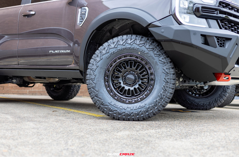 FORD EVEREST NEXT GEN KMC AZTEC MATTE BLACK W/ GLOSS BLACK LIP