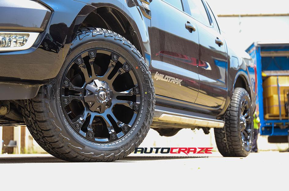 FORD-RANGER-VAPOR-MATTE-BLACK