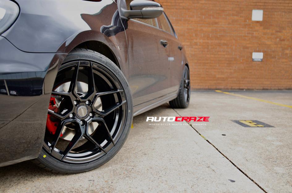 VOLKSWAGEN GOLF LEMANS GLOSS BLACK