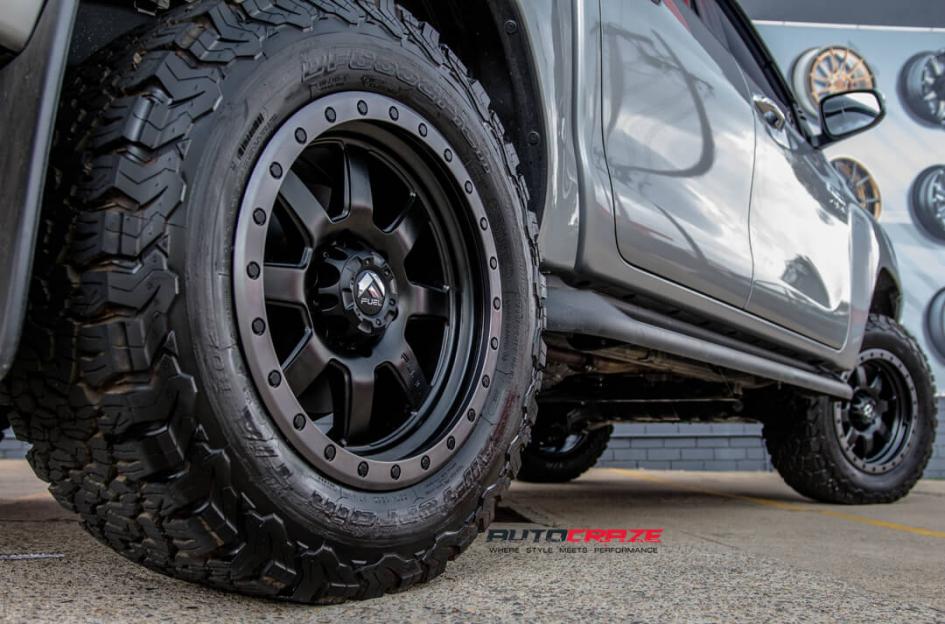 TOYOTA HILUX N80 4WD TROPHY MATTE BLACK WITH ANTHRACITE RING