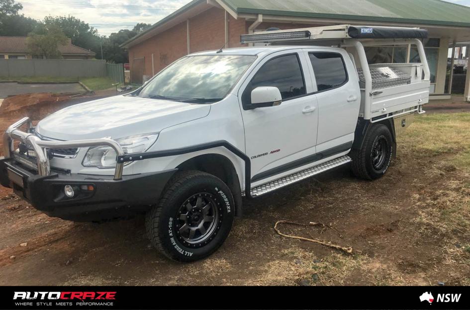 HOLDEN COLORADO TROPHY MATTE ANTHRACITE WITH BLACK RING