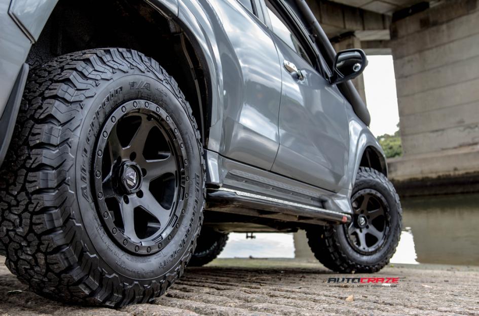 MITSUBISHI PAJERO SPORT RIPPER MATTE BLACK