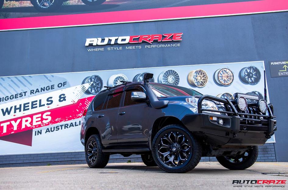 TOYOTA-PRADO-ASSAULT-GLOSS-BLACK-MILLED-ACCENTS
