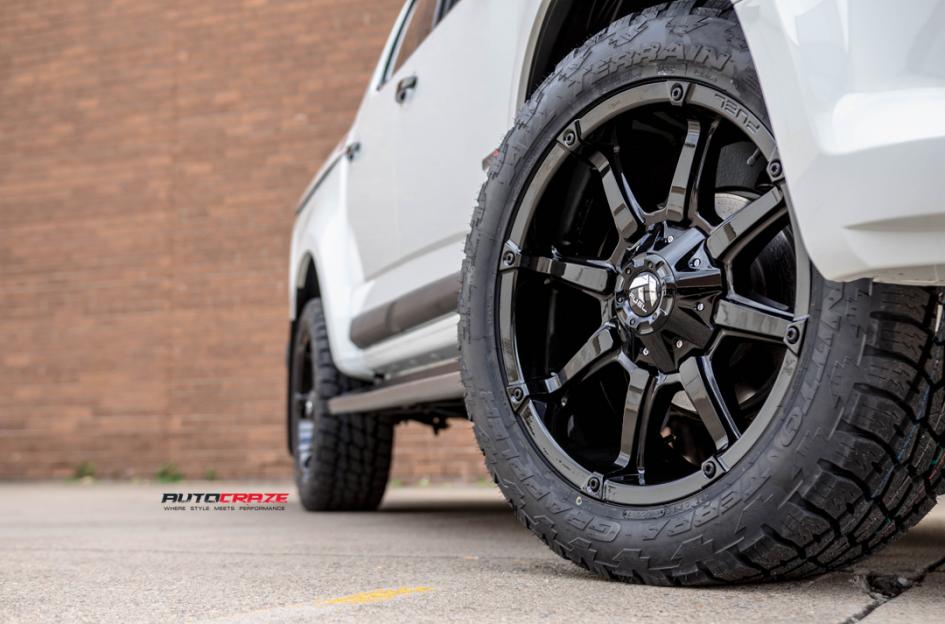 HOLDEN COLORADO COUPLER GLOSS BLACK