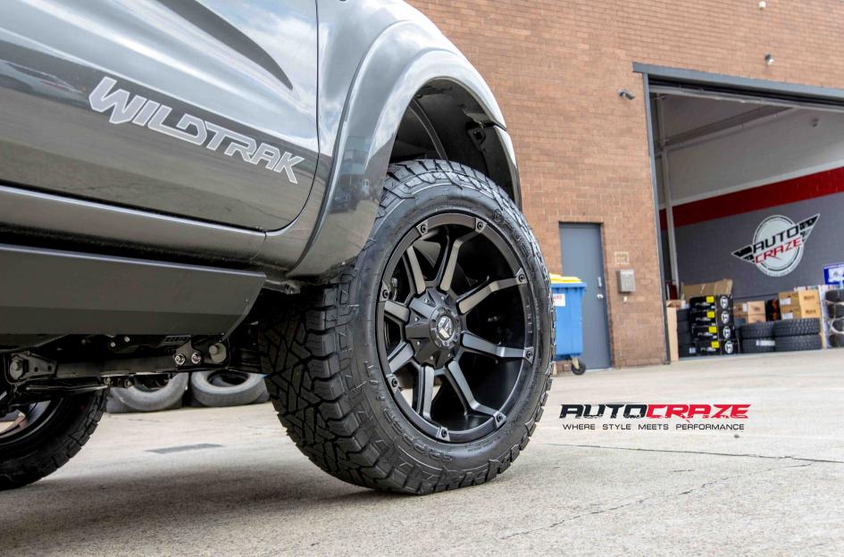 FORD RANGER COUPLER BLACK MACHINED WITH DARK TINT 8