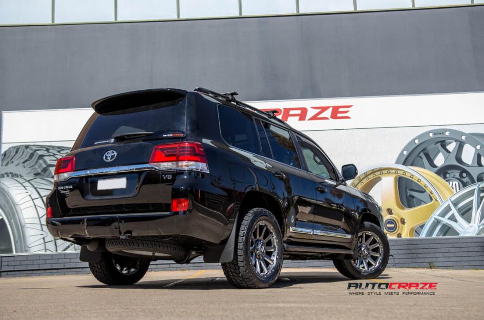 TOYOTA LANDCRUSIER GD05 GRAPHITE WITH MILLED ACCENTS