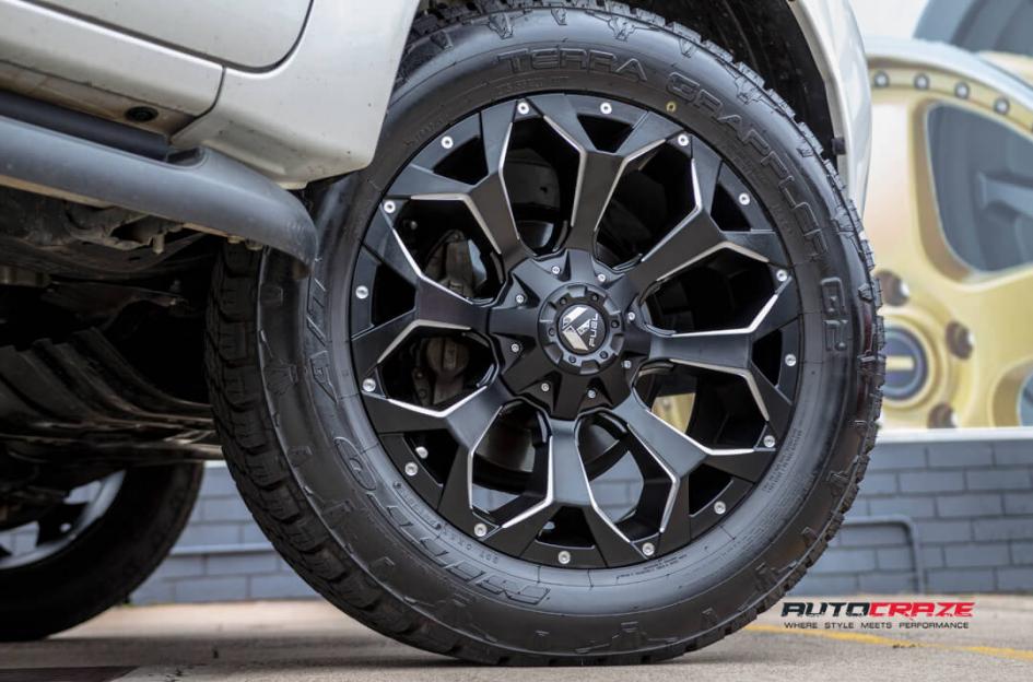 TOYOTA HILUX N80 4WD ASSAULT GLOSS BLACK MILLED ACCENTS