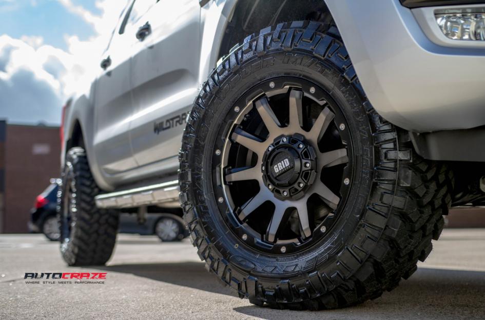 FORD RANGER GD05 BRONZE DARK TINT WITH MATTE BLACK 3