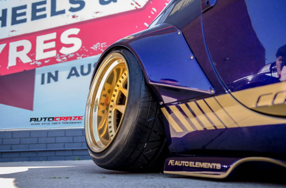 NISSAN 350Z USF MATTE CANDY GOLD