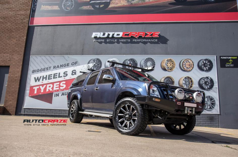 ISUZU DMAX GD05 MATTE BLACK MILLED ACCENTS
