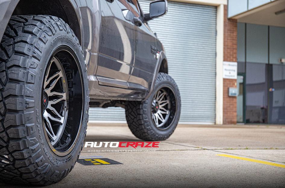 DODGE-RAM-XD859-GUNNER-GLOSS-BLACK-MACHINED-GREY-TINT