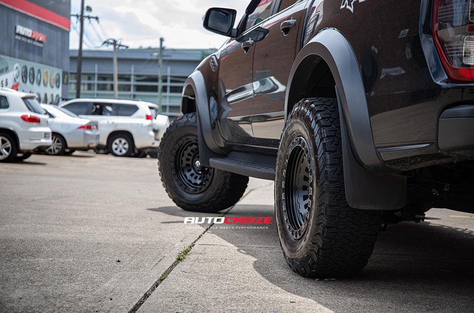 FORD RANGER RAPTOR ZEPHYR MATTE BLACK