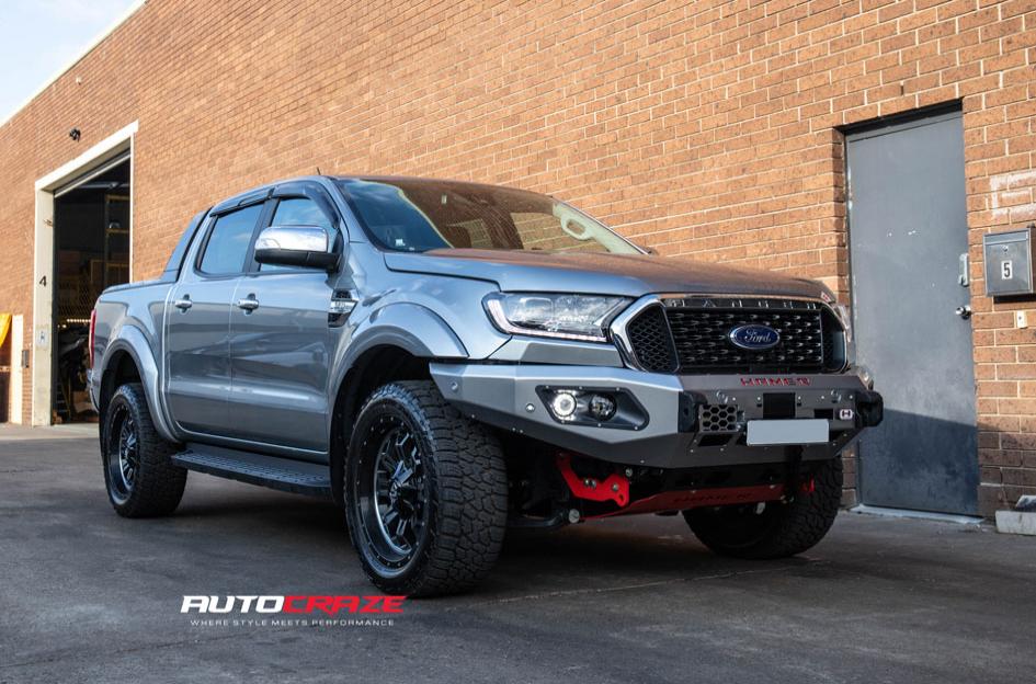 FORD RANGER CRUSH GLOSS BLACK DOUBLE DARK TINT