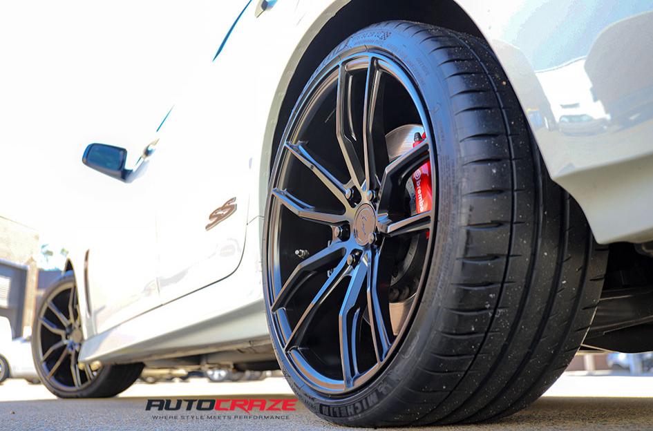 HOLDEN-HSV-GTS-SF11-SATIN-BLACK