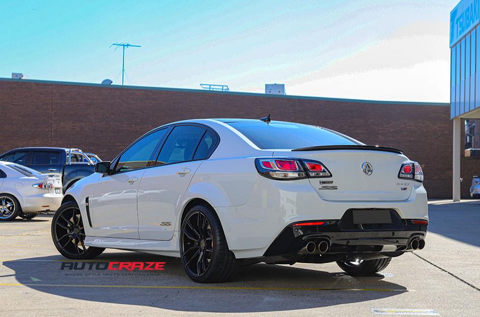 HOLDEN-HSV-GTS-SF11-SATIN-BLACK