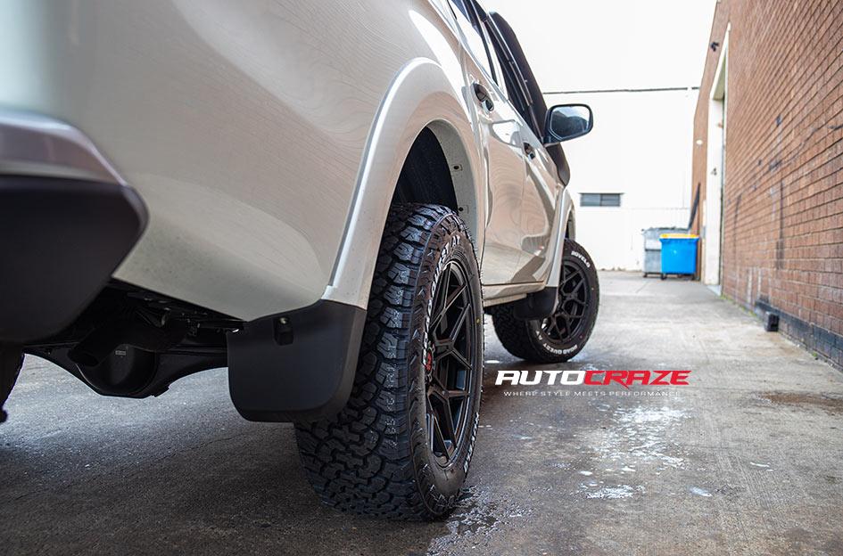 MITSUBISHI TRITON SABBATH MATTE BLACK