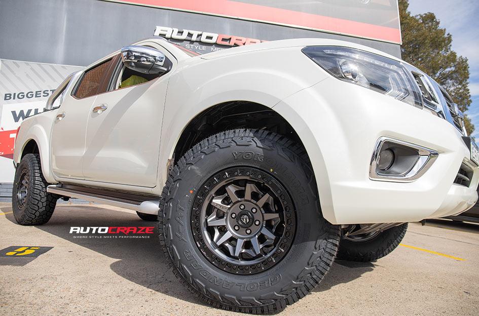 NISSAN NAVARA COVERT MATTE ANTHRACITE BLACK RING