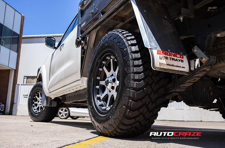 NISSAN NAVARA ADDICT MATTE BLACK MACHINED FACE