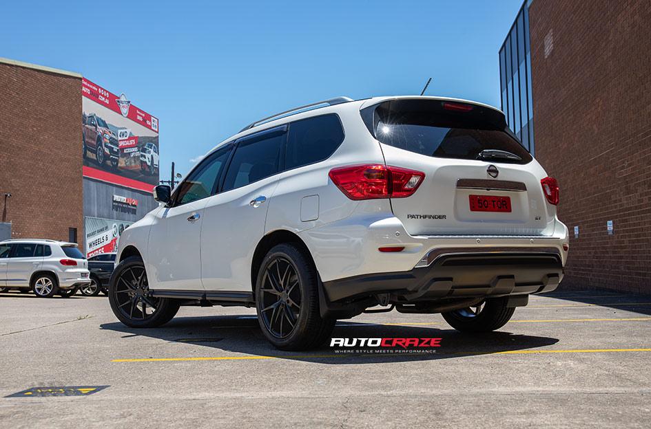 NISSAN PATHFINDER MISANO MATTE BLACK