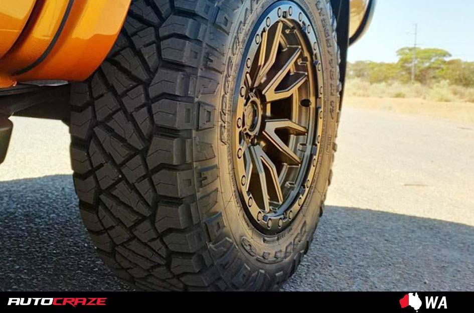 FORD RANGER REBEL MATTE BRONZE BLACK LIP