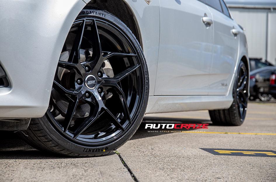 FORD-FALCON-XR6-FG-TWIST-GLOSS-BLACK