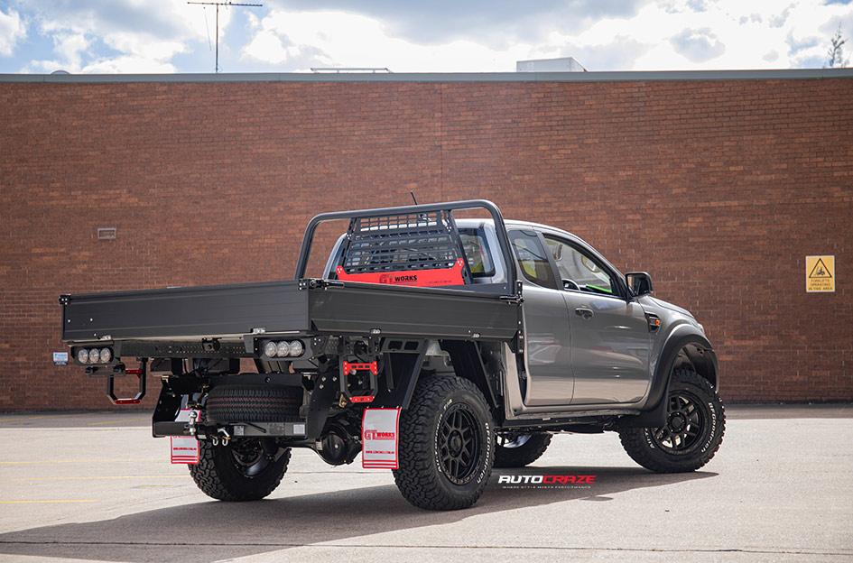 FORD RANGER KM544 MESA SATIN BLACK GLOSS BLACK LIP